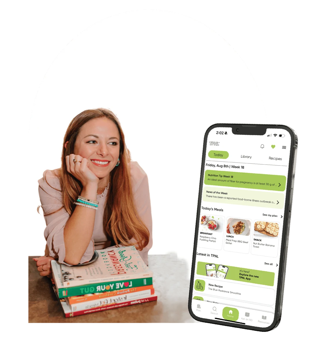 Pregnant woman using TPNL app